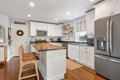 67 Christmas Tree Ln, Kingston, MA 02364 - photo 6