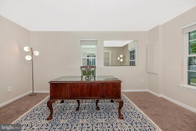 2055 Spring Run Cir, Frederick, MD 21702 - photo 4