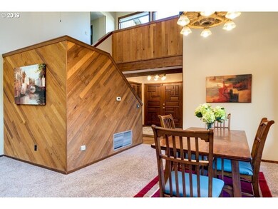 13016 Mapleleaf Ct NE, Aurora, OR 97002 - photo 4