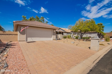 10526 E Spring Creek Rd, Sun Lakes, AZ 85248 - photo 3