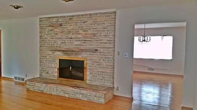 Living room 1