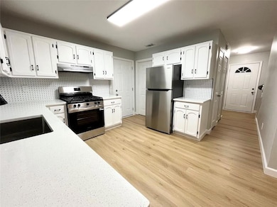 5464 Fox Haven Trail, Stone Mountain, GA 30088 - photo 5