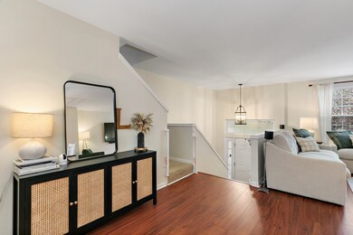 2435 Emily Ln, Elgin, IL 60124 - photo 5