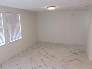 1530 Ryar Rd unit 2, Jacksonville, FL 32216 - photo 2