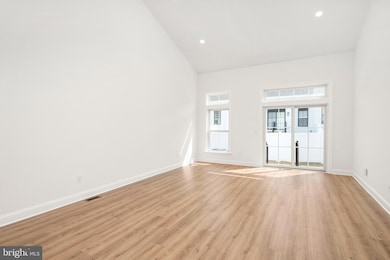 55 Kay Chiarello Way, Trenton, NJ 08690 - photo 5