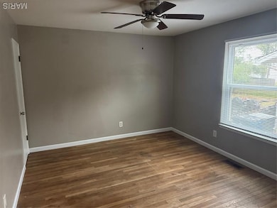 7490 Naples Dr, Hazelwood, MO 63042 - photo 7