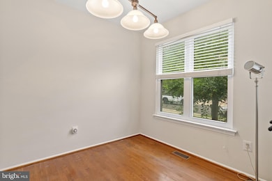 82 Farnwood Rd, Mount Laurel, NJ 08054 - photo 4