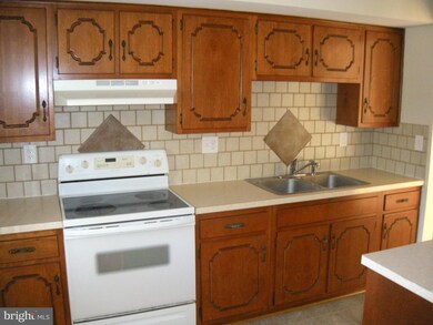 2924 Michelle Rd, Manchester, MD 21102 - photo 3