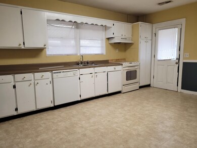 303 10th St SE, Cullman, AL 35055 - photo 7