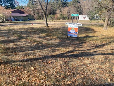 407 1st St W, Park Rapids, MN 56470 - photo 2