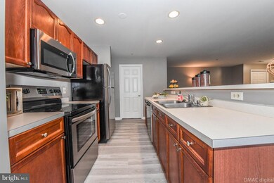 2406 Dominion Dr unit 2C, Frederick, MD 21702 - photo 3