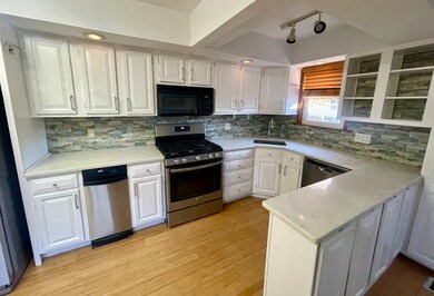 27 Gibbens St, Weymouth, MA 02188 - photo 4