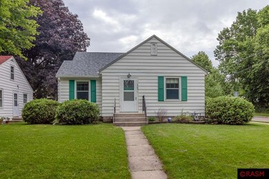 1703 N Broad St, Mankato, MN 56001 - photo 2