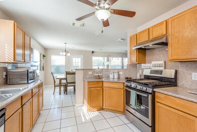 1206 Cambay Dr, Rosenberg, TX 77471 - photo 7