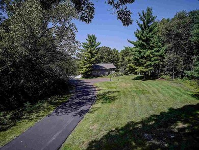 2117 Caine Rd, Fitchburg, WI 53575 - photo 3