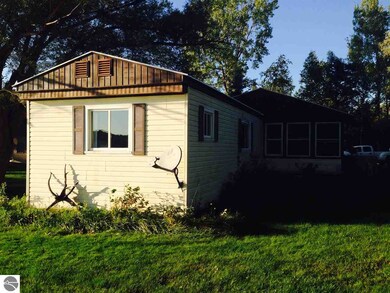 9364 S Parker Rd, Traverse City, MI 49684 - photo 6