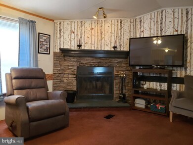 43 Penn Court Dr, Mount Joy, PA 17552 - photo 5