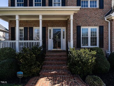 004-1280x960-front-porch