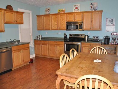 Kitchen. Experience the joy of cooking in this ful