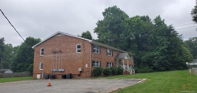 1024 Avondale Rd, Lowell, NC 28098 - photo 5