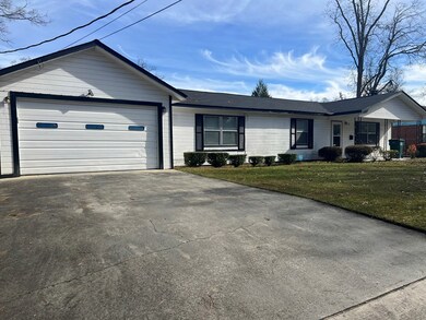 231 Doctor T V McCoo Blvd N, Eufaula, AL 36027 - photo 2