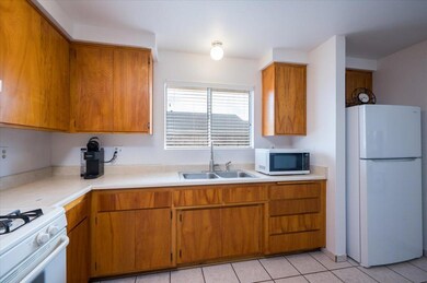 12-Kitchen