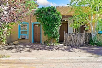 231 W Manhattan Ave unit A, Santa Fe, NM 87501 - photo 2
