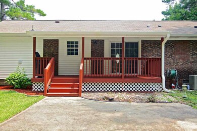 203 Pineview Dr, Jacksonville, NC 28546 - photo 6