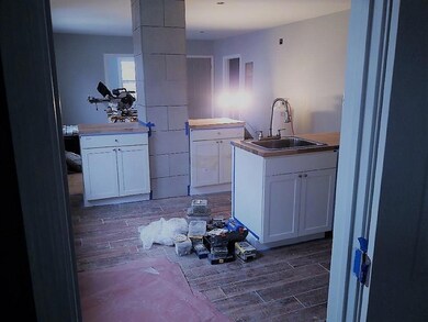 8 Mount Vernon St, Biddeford, ME 04005 - photo 3