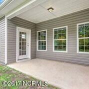 Covered Porch (002)
