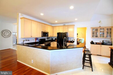 12493 Fox View Way, Reston, VA 20191 - photo 6