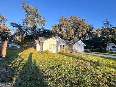 243 Glen Meadows Cir, Brunswick, GA 31523 - photo 3