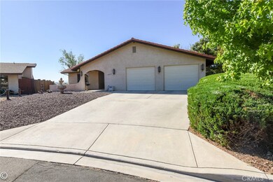 12620 Ashbrook Ct, Victorville, CA 92395 - photo 4
