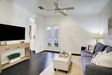 1742 Michigan St unit C, Houston, TX 77006 - photo 4