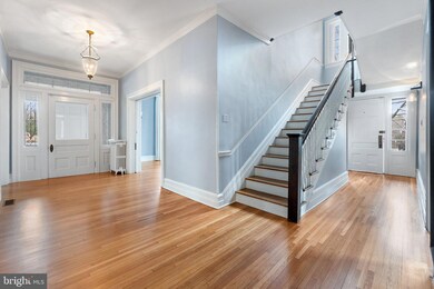 102 S Stewart St, Winchester, VA 22601 - photo 2