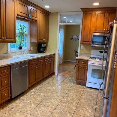 3340 Jewett Ave, Highland, IN 46322 - photo 6