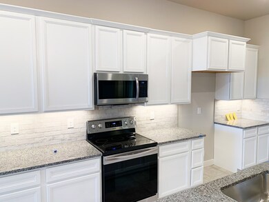 9217 Red Cliff Ave, Odessa, TX 79765 - photo 7