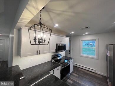 53 Meadow Ave, Tamaqua, PA 18252 - photo 4