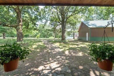 105 Green Meadow Rd, Mountain View, AR 72560 - photo 4