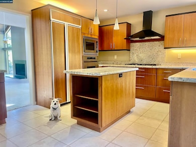 200 The Knoll unit End, Orinda, CA 94563 - photo 2