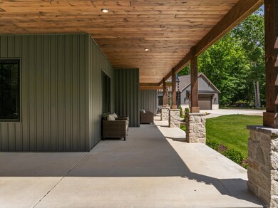 4992 E Loop Rd, Hesperia, MI 49421-9