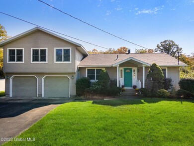 1-web-or-mls-132SpringRd_01