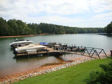 228 Serenity Bay Dr unit 8B, Seneca, SC 29672 - photo 4