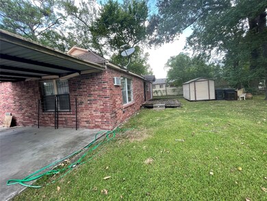 8934 Compton St, Houston, TX 77016 - photo 4