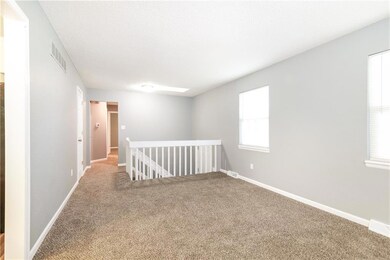 206 N Huntsman Blvd, Raymore, MO 64083 - photo 2