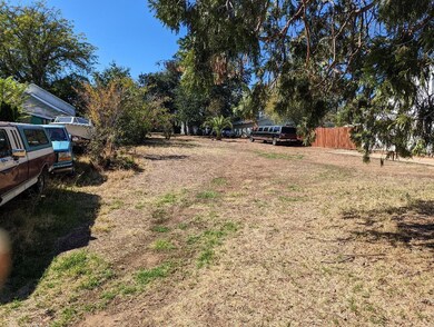 2224 Waldon St, Redding, CA 96001 - photo 5