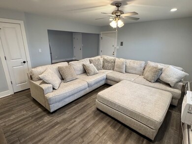 1443 Homestead Rd unit 2NW, La Grange Park, IL 60526 - photo 3