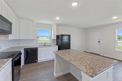 1124 W Main St, Denison, TX 75020 - photo 4