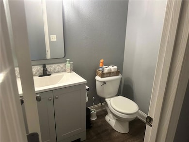 5712 NW Plantation Ln, Lees Summit, MO 64064 - photo 7