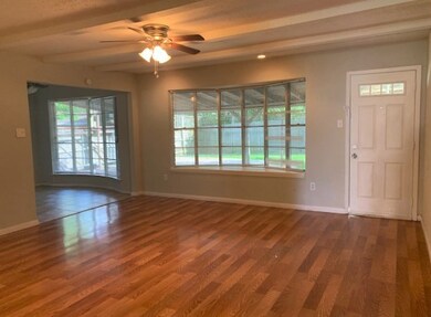 16738 Barcelona Dr, Friendswood, TX 77546 - photo 4